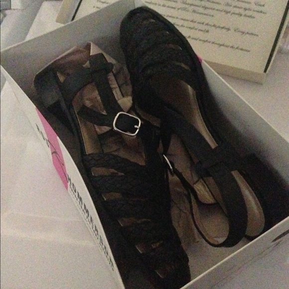 Black leather sandals size 11 - Picture 4 of 6